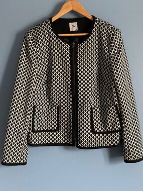 TU Black & White Patterned Zip-Front Jacket